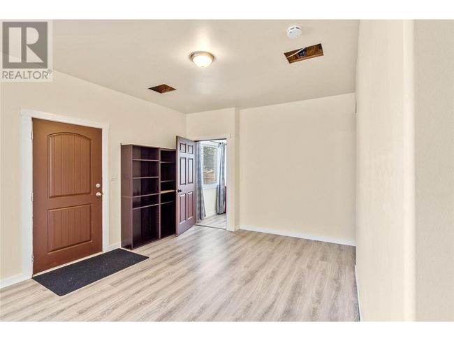 620 Hemlock St, House other with 8 bedrooms, 5 bathrooms and 2 parking in Kamloops BC | Image 28