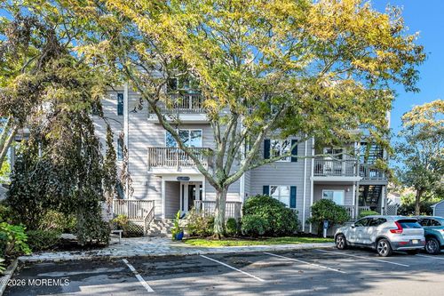 84 Bay Point Harbour, Point Pleasant Boro, NJ, 08742-5509 | Card Image