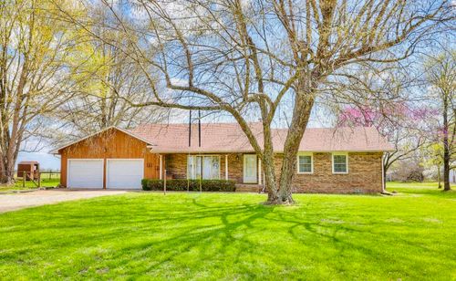 5773 Highway 37, Pierce City, MO, 65723-8357 | Card Image