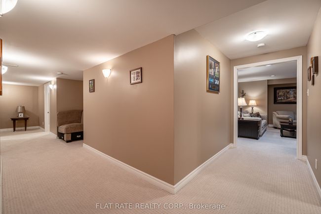 10 Hillview Dr, House other with 5 bedrooms, 3 bathrooms and 4 parking in Bobcaygeon ON | Image 27