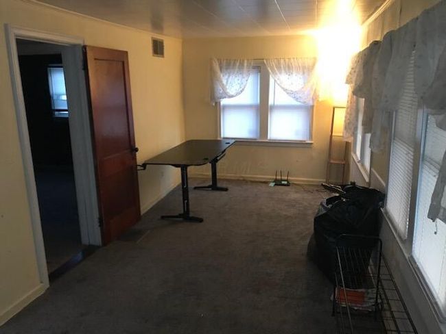104 E 2 Nd St, House other with 4 bedrooms, 1 bathrooms and null parking in Hebron OH | Image 14