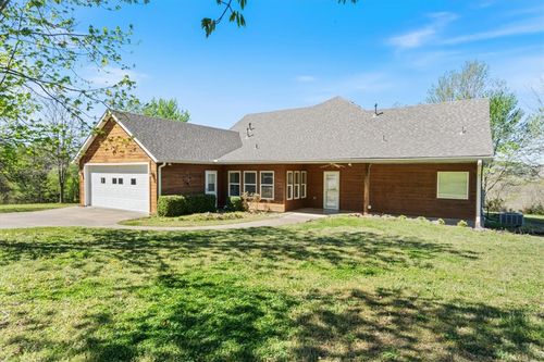 141 Hawn Avenue, Huntsville, AR, 72740 | Card Image