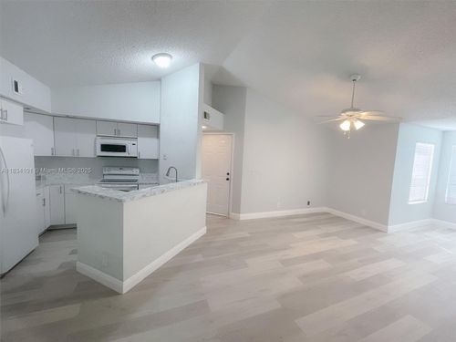 apt-1835-3310 Pinewalk Dr N, Margate, FL, 33063-9341 | Card Image