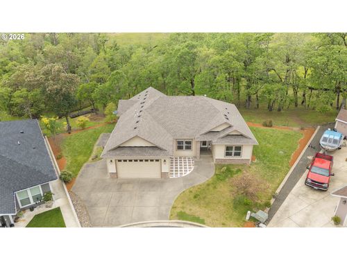 725 Slazenger Ct, Sutherlin, OR, 97479-9085 | Card Image