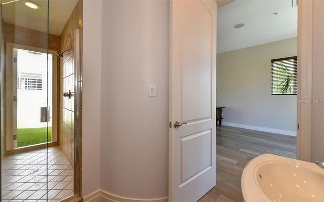UNIT-113C - 235 Cocoanut Ave, Townhouse with 3 bedrooms, 5 bathrooms and null parking in SARASOTA FL | Image 37