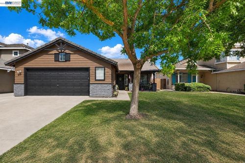 1324 Riverette Dr., Modesto, CA, 95351 | Card Image