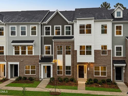 126-392 Chesapeake Commons St, Garner, NC, 27529-5356 | Card Image