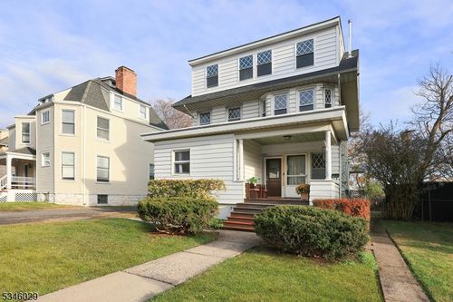 2-7 Olyphant Dr, Morristown, NJ, 07960-4224 | Card Image