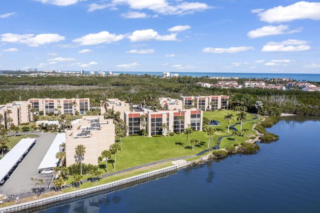 APT-104 - 3472 Ne Causeway Blvd, Condo with 2 bedrooms, 2 bathrooms and null parking in Jensen Beach FL | Image 48