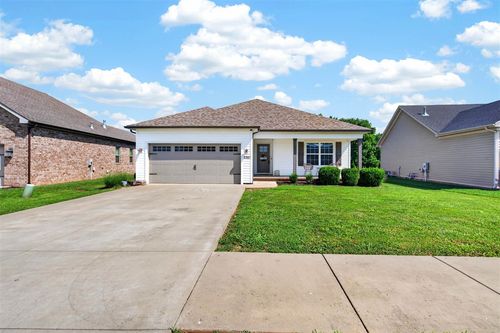 5361 Amber Creek Ln, Bowling Green, KY, 42101-7330 | Card Image