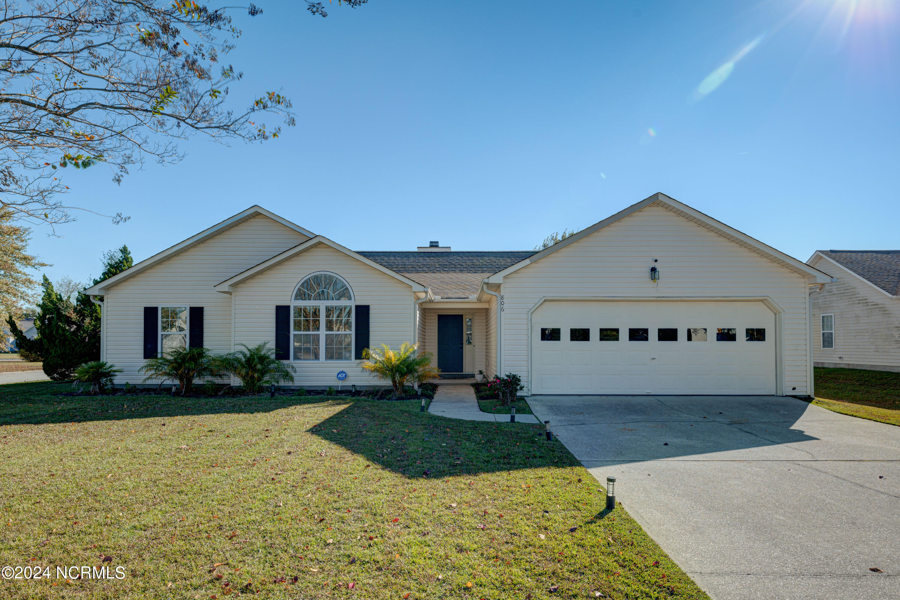 Valley Forge Ct, Wilmington, NC 28411
