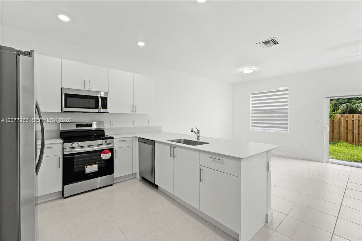 Residential Lease in Miami 4