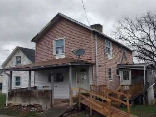 19 Gibson Ave, Washington, PA, 15301-4011 | Card Image
