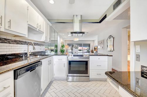 apt-307-4070 Tivoli Ct, Lake Worth, FL, 33467-4044 | Card Image