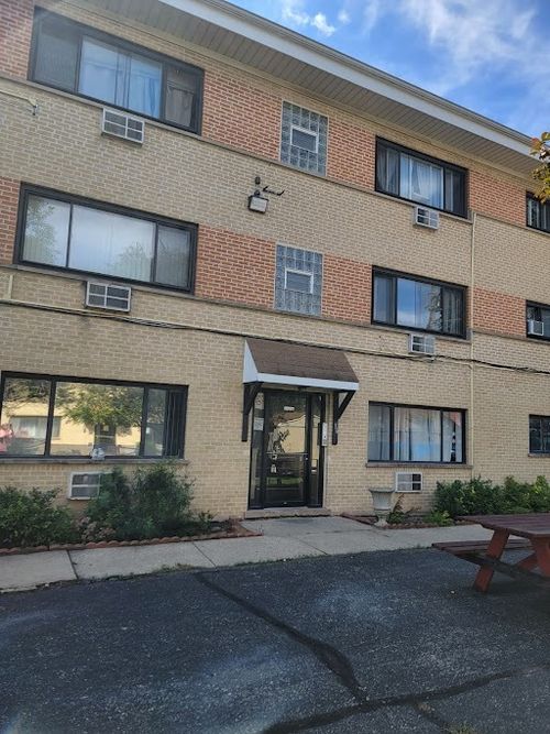 apt-2e-36 S 19th Ave, Maywood, IL, 60153-1283 | Card Image