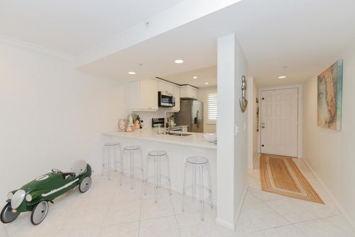 203-2301 Marina Isle Way, Jupiter, FL, 33477-9437 | Card Image