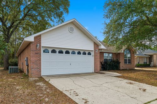 643 Alysheba Dr, Crestview, FL, 32539-6207 | Card Image