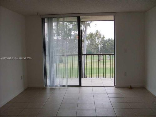 apt-414a-5570 Nw 44th St, Lauderhill, FL, 33319-6155 | Card Image