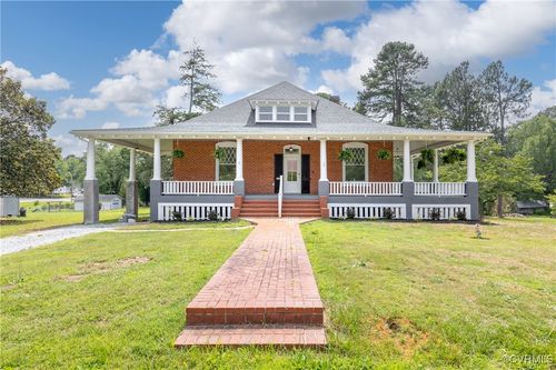 2301 Lee Ave, Victoria, VA, 23974-9701 | Card Image