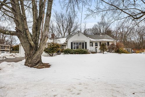 331 Dale Street, Chicopee, MA, 01013 | Card Image