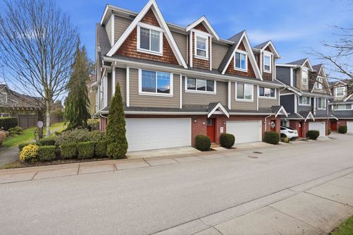 65-15988 32 Ave, Surrey, BC, V3Z2J4 | Card Image