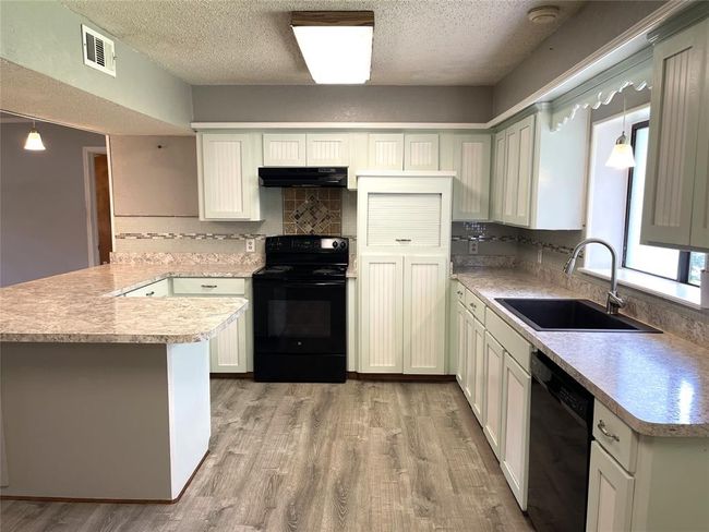 806 Robindale Ln, House other with 4 bedrooms, 4 bathrooms and null parking in Fairfield TX | Image 11