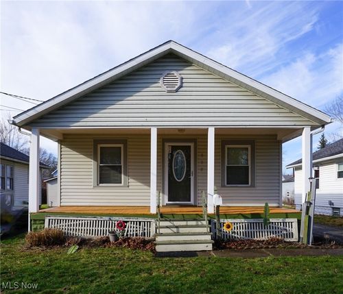 718 Virginia Ave, Akron, OH, 44306-2035 | Card Image