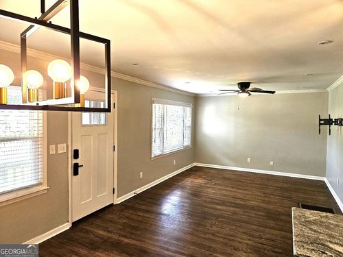 635 Albert St Nw, ATLANTA, GA, 30318-6113 | Card Image