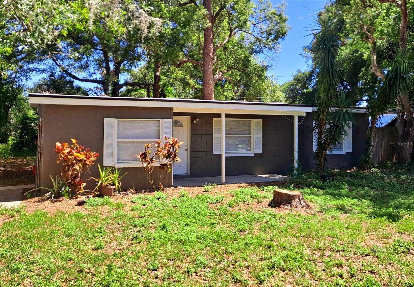 Pembrook Dr, Orlando, FL 32810