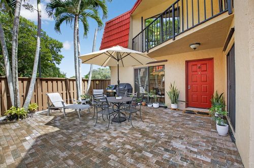 a-8057 Severn Dr, Boca Raton, FL, 33433-8530 | Card Image