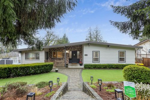 304 Dartmoor Dr, Coquitlam, BC, V3K5R3 | Card Image