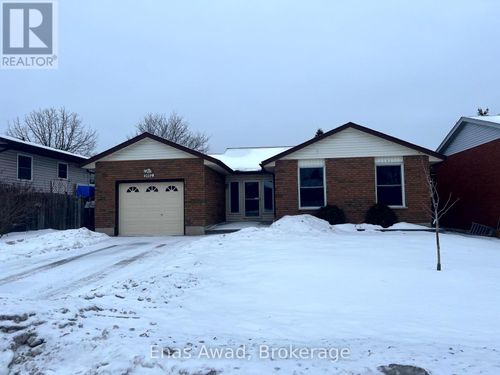 1402 Clearview Dr, Peterborough, ON, K9K1Z8 | Card Image