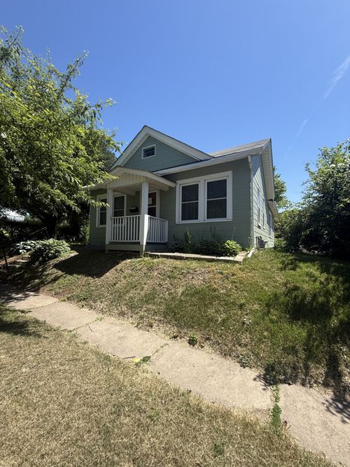 1141 Gaines Street, Davenport, IA, 52804 | Card Image