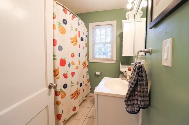 278 Goodwin St, House other with 3 bedrooms, 2 bathrooms and 3 parking in East Hartford CT | Image 14