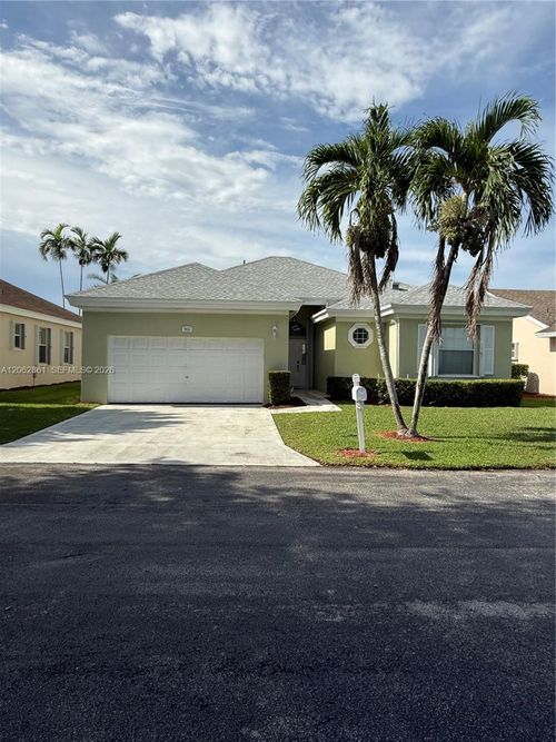 2435-2435 Se 7th Pl, HOMESTEAD, FL, 33033-5264 | Card Image