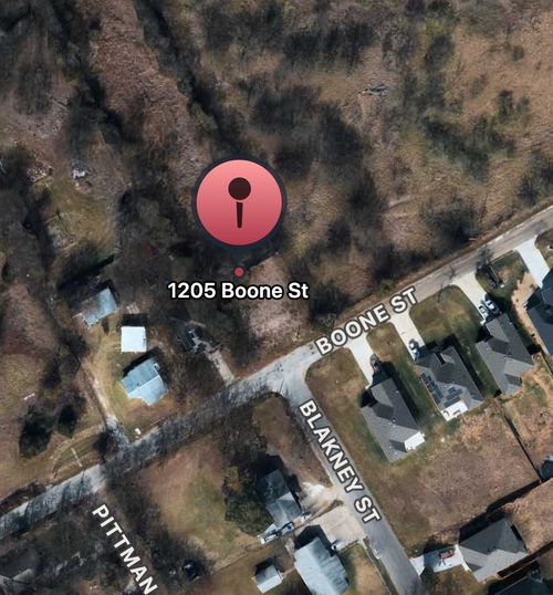 1205 Boone St, Cleburne, TX, 76031-2709 | Card Image