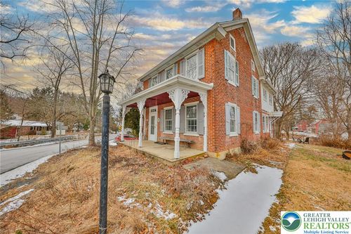 1333 Spring Valley Rd, BETHLEHEM, PA, 18015-5745 | Card Image