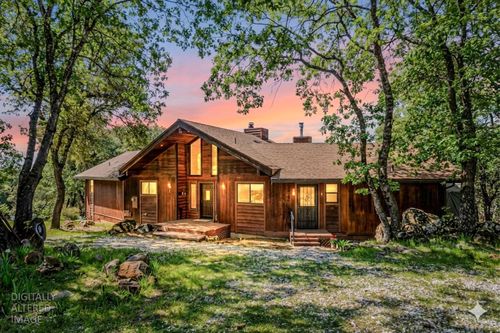3120 Iron Mine Rd, Auburn, CA, 95602-9616 | Card Image