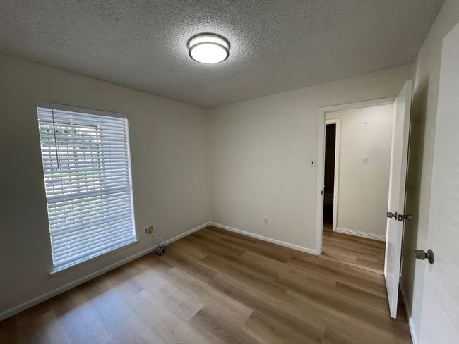 512 Andenwood Ct, House other with 3 bedrooms, 2 bathrooms and null parking in Everman TX | Image 35