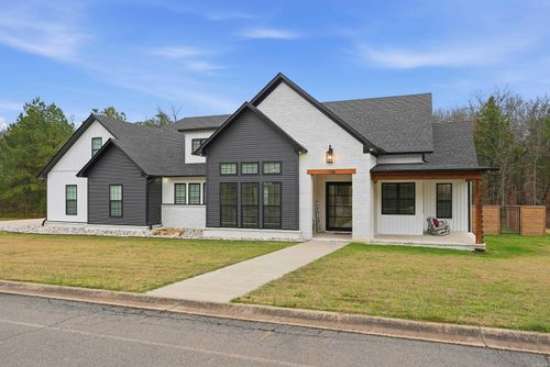 1708 E Holloway, Morrilton, AR, 72110-9421 | Card Image