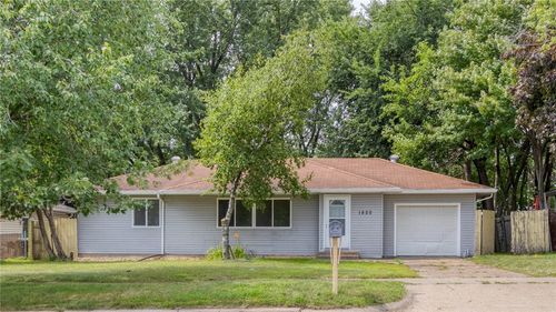 1820 Rudolph Ct, Eau Claire, WI, 54701-4661 | Card Image