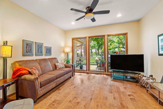 Living Room | Image 10