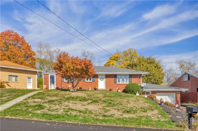 1913 Virginia Via, House other with 3 bedrooms, 2 bathrooms and 1 parking in Canton Twp PA | Image 2