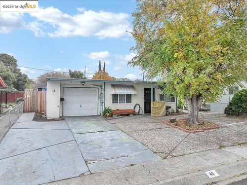 46 Beach Dr, Bay Point, CA, 94565-1407 | Card Image