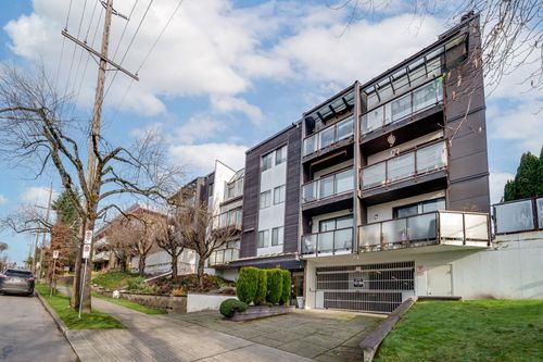 301-315 10th St, New Westminster, BC, V3M3Y2 | Card Image