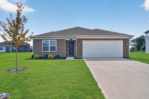 724 Byron St, Greenfield, IN, 46140-6923 | Card Image