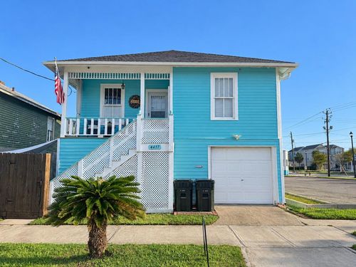 4417 Avenue O 1/2, Galveston, TX, 77550-6552 | Card Image