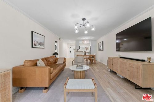 220-5515 Canoga Ave, Woodland Hills, CA, 91364 | Card Image