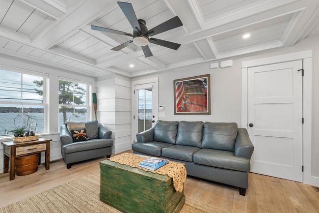 UNIT-12 - 109 Weirs Blvd, Condo with 4 bedrooms, 3 bathrooms and null parking in Laconia NH | Image 5