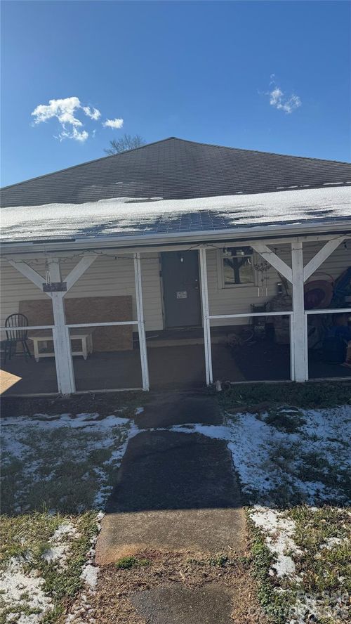 352 Kirby Dr, Charlotte, NC, 28214-1445 | Card Image